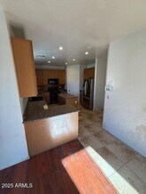3918 S 100th Glen in Tolleson, AZ - Foto de edificio - Building Photo