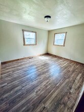 114 Sleepy Hollow Rd in Kalispell, MT - Foto de edificio - Building Photo