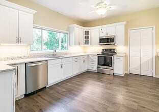 2133 Doane St in Jacksonville, FL - Building Photo - Building Photo