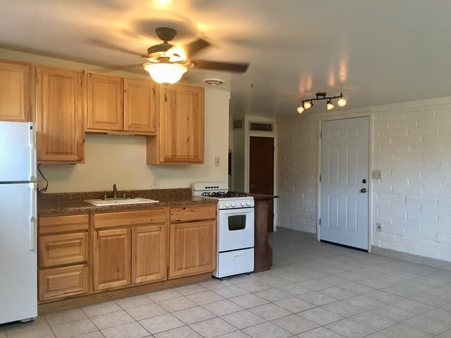 property at 1701 E 13th St