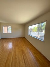 670 Oak Grove Ave, Unit Oak Grove 670 #4 in Menlo Park, CA - Building Photo - Building Photo