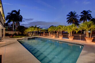 399 SW 15th St in Boca Raton, FL - Building Photo - Building Photo