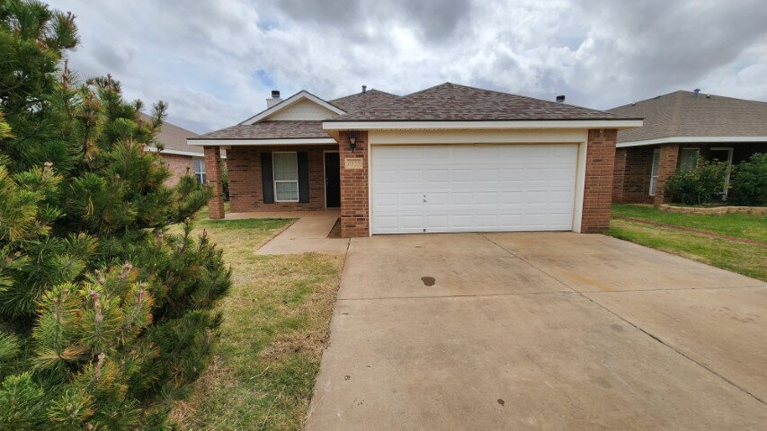 6535 93rd St in Lubbock, TX - Foto de edificio