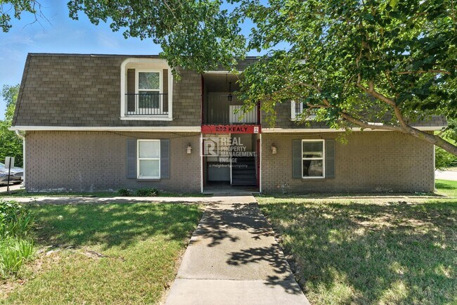 202 N Kealy Ave-Unit -202 N Kealy Ave in Lewisville, TX - Building Photo - Building Photo