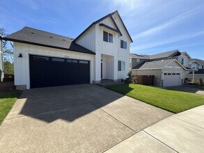 12080 SW Songlark Ter in Beaverton, OR - Building Photo - Building Photo