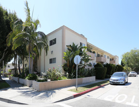 4159 Elenda St in Culver City, CA - Foto de edificio - Building Photo