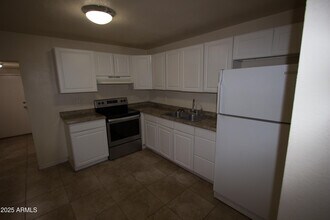 325 E 5th Ave in Mesa, AZ - Building Photo - Building Photo