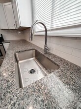 10411 E 78 Terrace in Raytown, MO - Building Photo - Building Photo