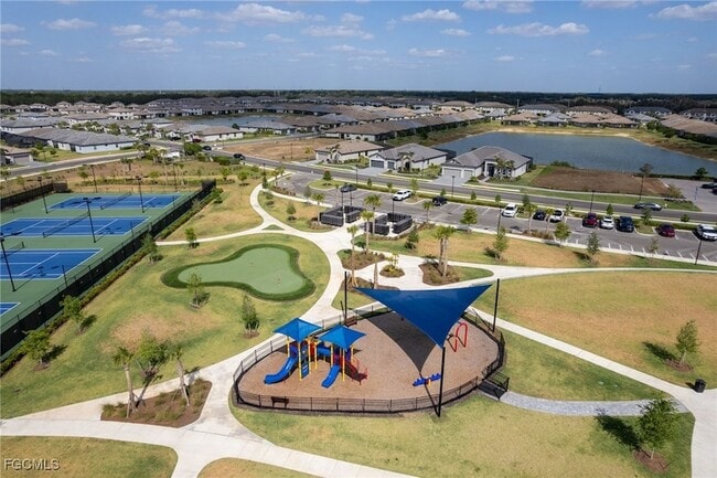 14275 Pine Lodge Ln, Unit 09109 in Ft. Myers, FL - Building Photo - Building Photo