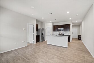 10929 33rd Ave N in Texas City, TX - Building Photo - Building Photo