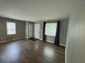 6102 Harrison St in Garden City, MI - Building Photo - Building Photo