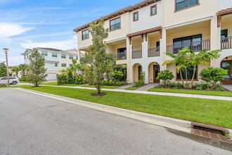 12760 Machiavelli Way in Palm Beach Gardens, FL - Building Photo - Building Photo