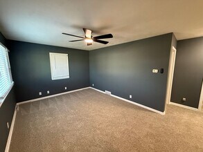 803 N Christy St in Fremont, NE - Foto de edificio - Building Photo