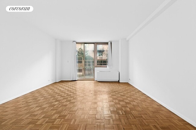 350 W 50th St in New York, NY - Building Photo - Building Photo