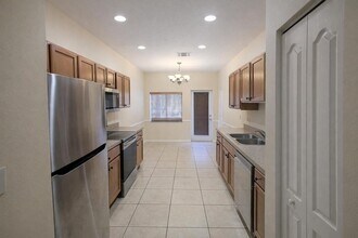 2141 SE Fern Park Dr in Port St. Lucie, FL - Building Photo - Building Photo