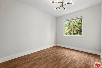 1031 Laurel Ave in West Hollywood, CA - Building Photo - Building Photo