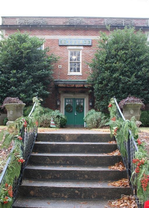 property at 178 Union St S