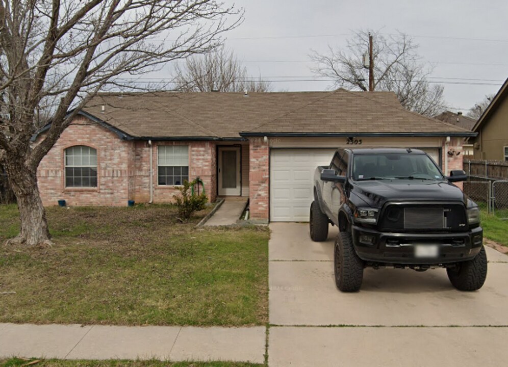 2505 Windmill Dr in Killeen, TX - Building Photo