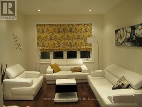 58 Mediterranean Cres in Brampton, ON - Building Photo - Building Photo