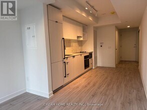 252 Church St in Toronto, ON - Building Photo - Building Photo