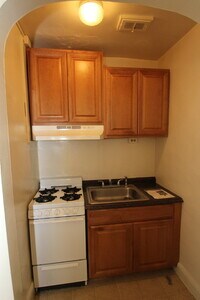 6 E Preston St photo'