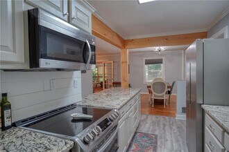 1285 Willivee Dr in Decatur, GA - Building Photo - Building Photo