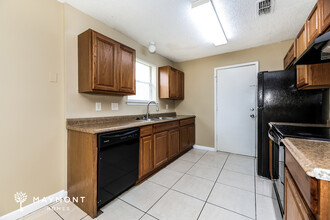 7838 Allspice Cir E in Jacksonville, FL - Building Photo - Building Photo