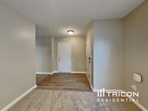 2420 Lofton Ct in Lawrenceville, GA - Foto de edificio - Building Photo