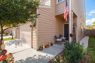 2054 Sweet Lilac Dr in Houston, TX - Building Photo - Building Photo