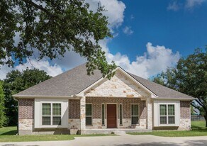 1003 Dominik Dr in College Station, TX - Building Photo