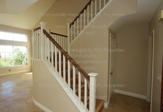 7707 E Viewrim Dr in Anaheim, CA - Building Photo - Building Photo