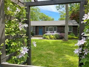 6 Long Ln in Hampton Bays, NY - Building Photo - Building Photo