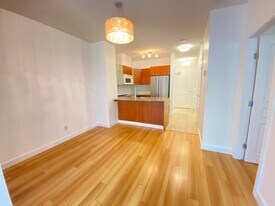 4078 Knight St in Vancouver, BC - Building Photo