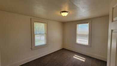 105 Edward Ave in Akron, OH - Building Photo - Building Photo