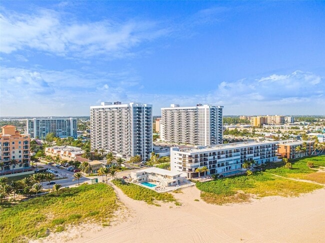525 N Ocean Blvd, Unit 716 in Pompano Beach, FL - Building Photo - Building Photo