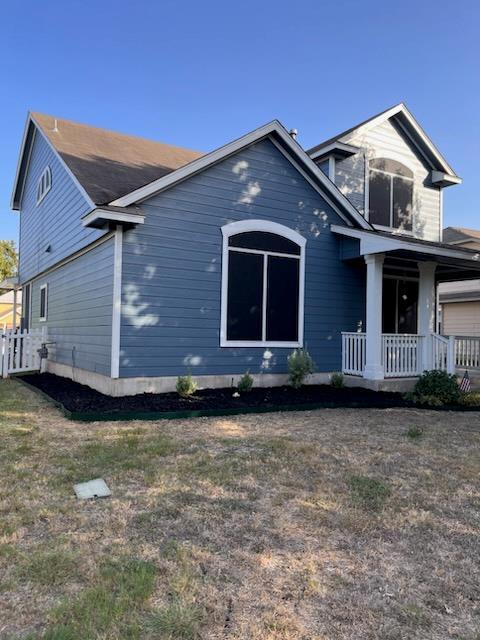 728 Sampson in Kyle, TX - Building Photo