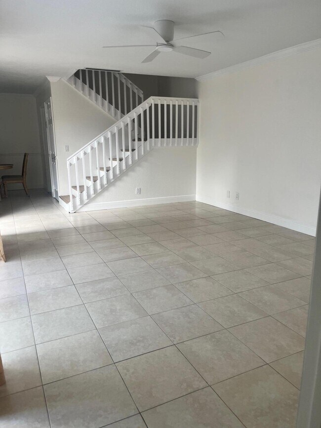 5301 Waterview Cir in Palm Springs, FL - Building Photo - Building Photo