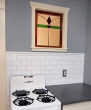 375 S Shaffer St in Orange, CA - Foto de edificio - Building Photo