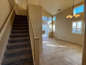 3720 Whispering Creek Cir in Stockton, CA - Building Photo - Building Photo