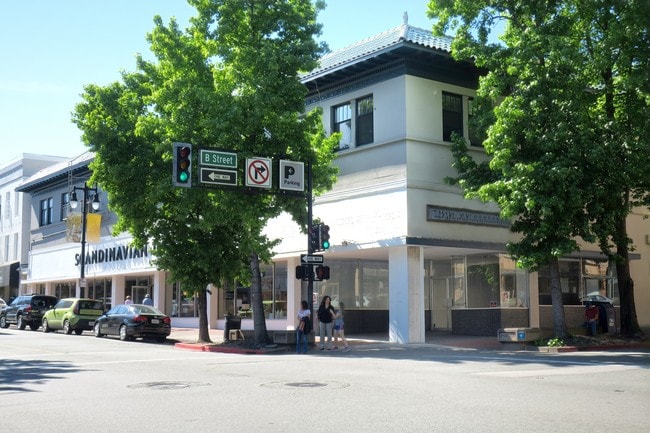 Aileen Apartments in San Rafael, CA - Building Photo - Building Photo