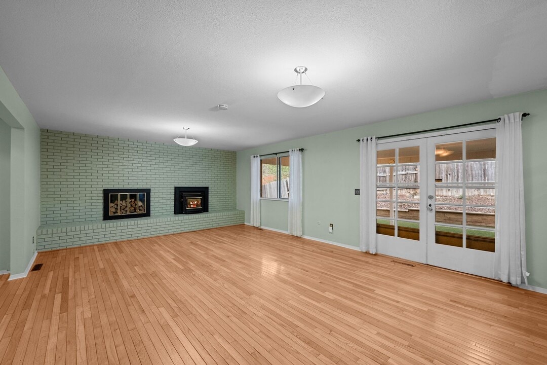 8022 E Bucknell Pl in Denver, CO - Building Photo