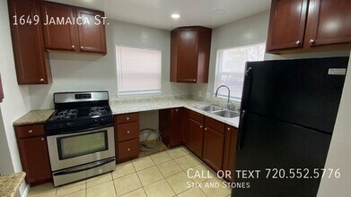 1649 Jamaica St in Aurora, CO - Building Photo - Building Photo