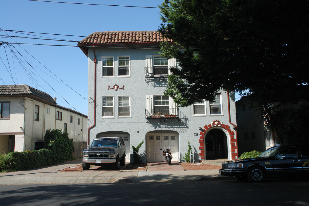 Anita Road Apartments in San Mateo, CA - Building Photo