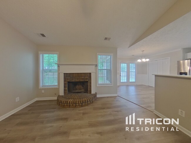 233 Roberts Trail in Locust Grove, GA - Building Photo - Building Photo