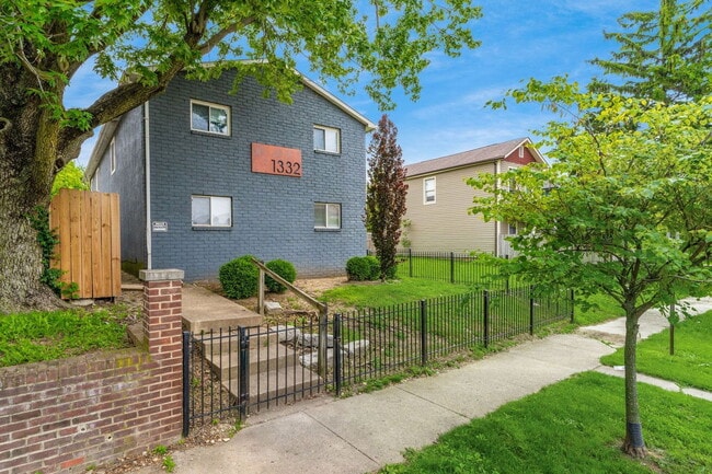 1332 Courtland Ave in Columbus, OH - Building Photo - Building Photo