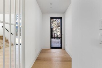 1603 Chelsea Ln in Austin, TX - Building Photo - Building Photo