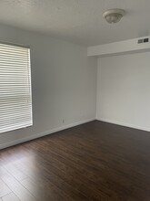 1044 E Quail Park Dr in Millcreek, UT - Foto de edificio - Building Photo