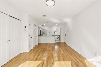 312 Washington St in Hoboken, NJ - Building Photo - Building Photo