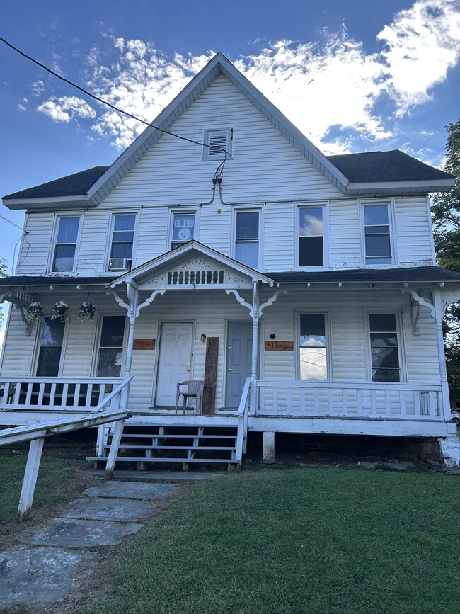 31 N Fairview St, Unit 31 N. Fairview St.