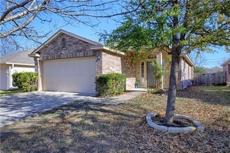 1913 Golden Sunrise Ln in Pflugerville, TX - Building Photo - Building Photo